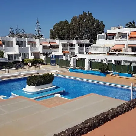 Sol Y Luna Apartment *
